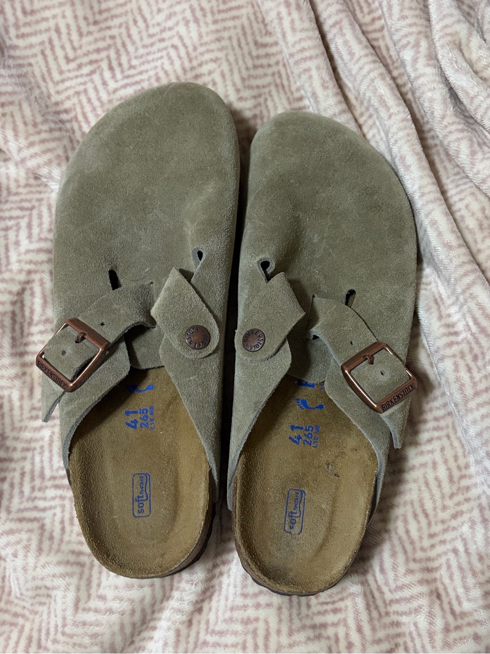 Like new Birkenstock Boston Soft Footbed